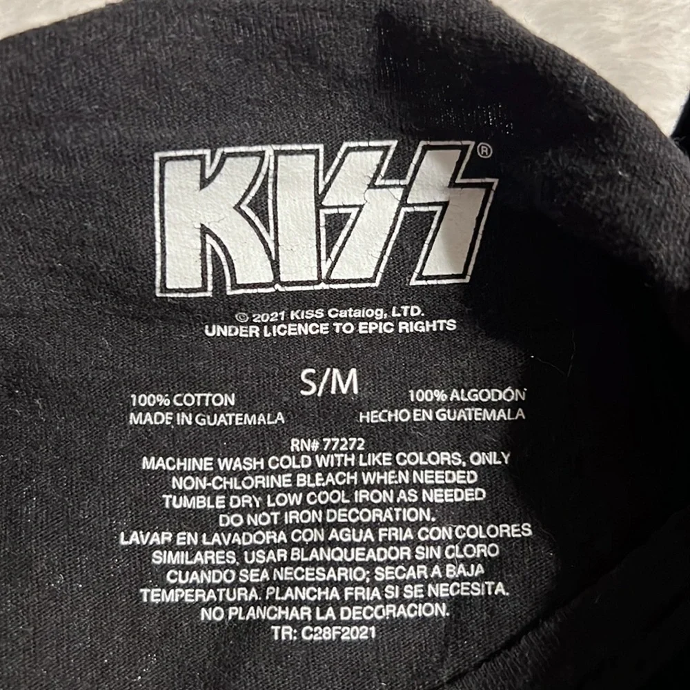 KISS tee - Picture 3 of 3